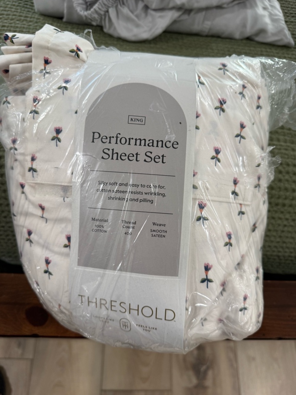 Threshold Performance Sheet Set - Floral Cream (King) new